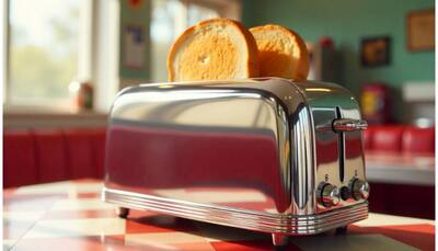Shop Pop-Up Toasters For Your Perfect Breakfast