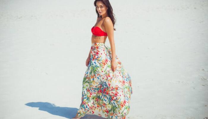 Embrace Elegance: 4 Must-Have Maxi Skirts for Every Occasion