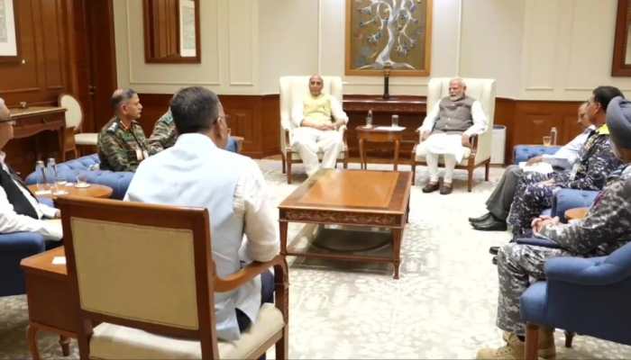 PM Takes Charge: Modi Chairs Urgent Meet With Forces Chiefs, NSA Doval Over Pakistan Row PM Takes Charge: Modi Chairs Urgent Meet With Forces Chiefs, NSA Doval Over Pakistan Row