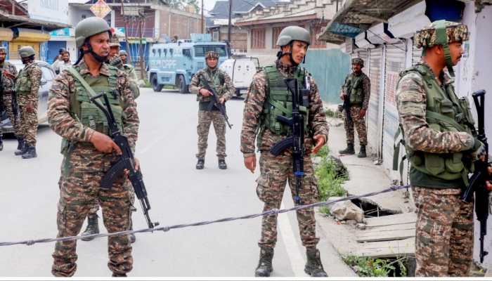 Suspected Drone Attack Targets Srinagar Airport, Countermeasures Activated: Officials Suspected Drone Attack Targets Srinagar Airport, Countermeasures Activated: Officials