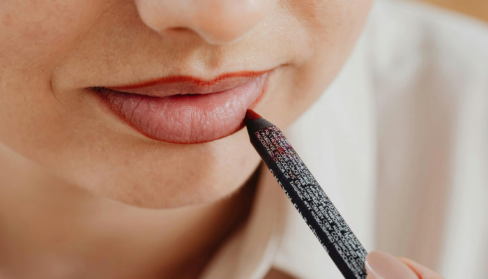 Top Lip Liners for Fuller, Defined Lips Without the Fillers Top Lip Liners for Fuller, Defined Lips Without the Fillers
