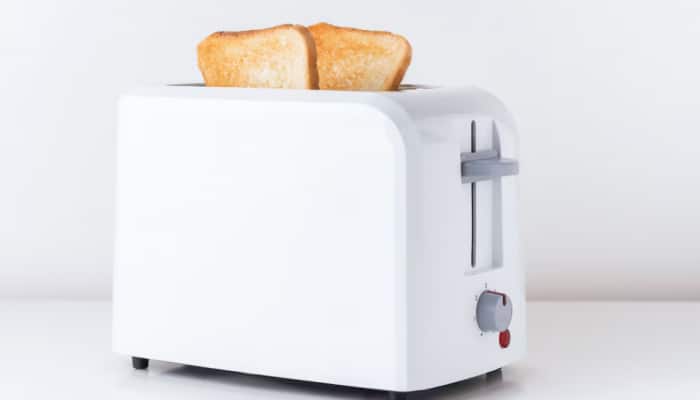 Crisp Mornings Made Easy: Best Pop-Up Toasters on Myntra