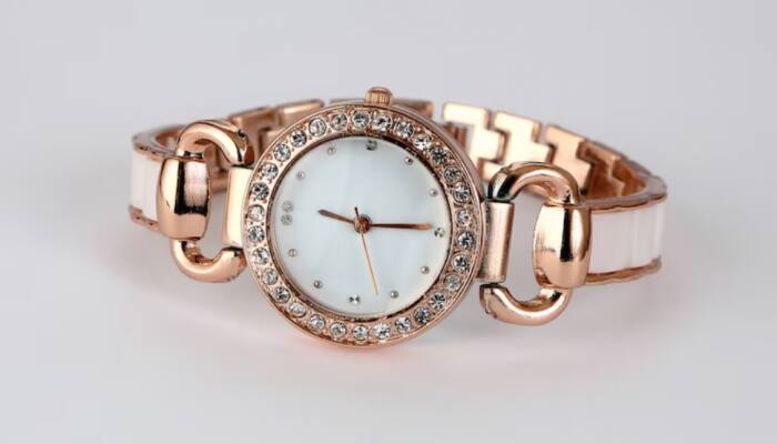 Shine in Style: 4 Gorgeous Women’s Watches that Mix Fashion &amp; Function