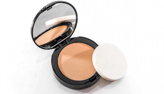 Top Compact Powders for a Flawless Matte Finish &amp; All-Day Wear