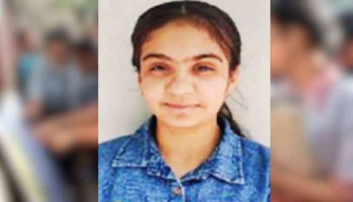 Meet 18-Year-Old Harseerat Kaur Who scored 500/500 Marks In PSEB Class 12 Results; She Didn't Use Phone, Studied For.... Hours
