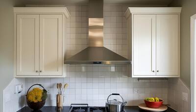 Must-Buy Kitchen Chimneys for a Smoke-Free Cooking Experience