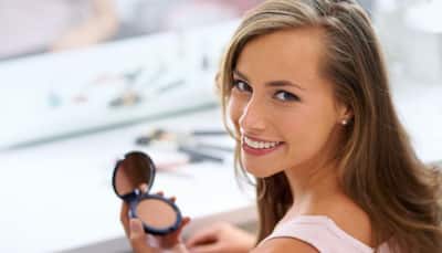 Top 4 Compact Powders Under ₹ 299 That Give You a Flawless Finish