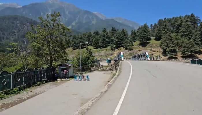'Ghost Towns, Eerie Silence, Massive Losses': Kashmir Awaits Tourists One Month Post Pahalgam Terror Attack