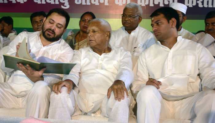 Tej Pratap Yadav Love Controversy: From Lalu's Political Heir To RJD Outsider - The Curious Case Tej Pratap Yadav Love Controversy: From Lalu's Political Heir To RJD Outsider - The Curious Case