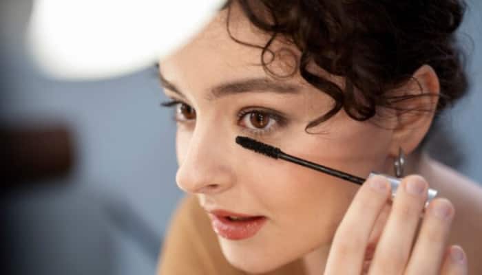 Trendy mascara: Nail Your Everyday Glam With Myntra End Of Reason Sale 