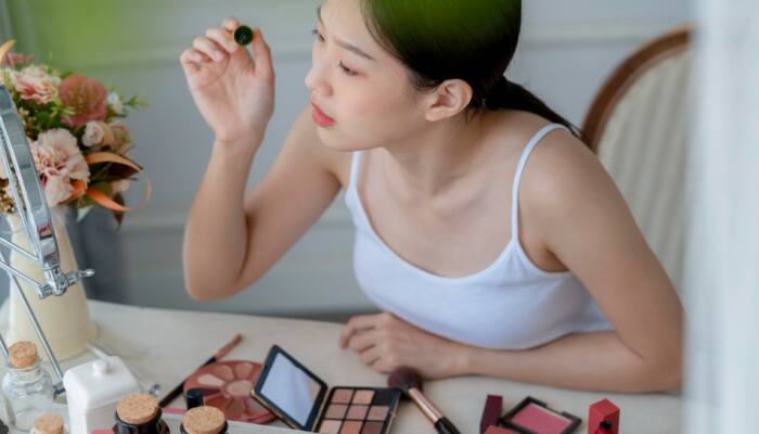 Myntra End of Reason Sale: Create Your Perfect Everyday Makeup Look
