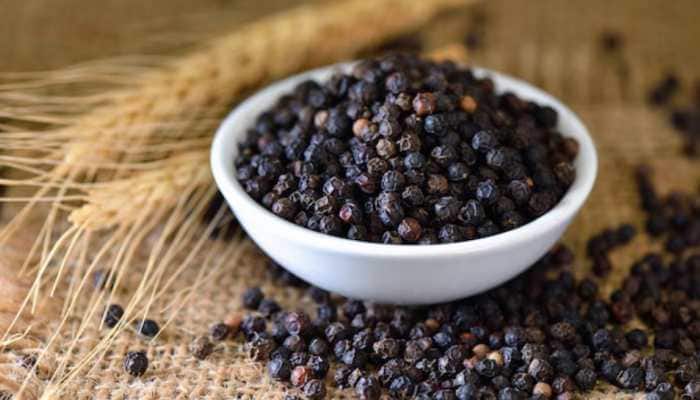 Digestion To Immunity: 10 Incredible Health Benefits Of Eating Black Pepper