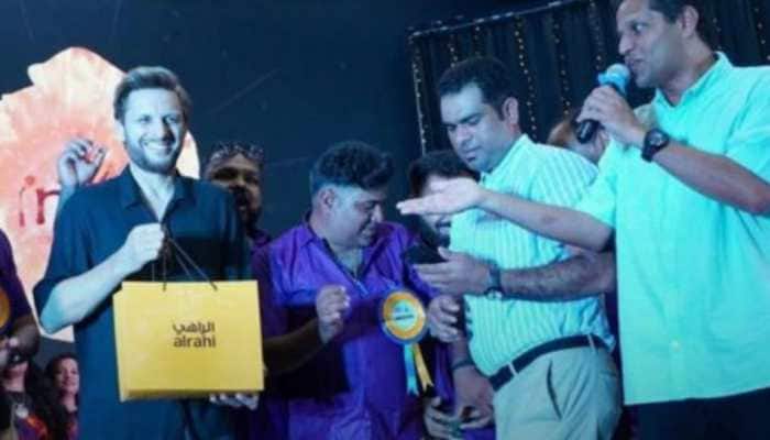 Shahid Afridi Welcomed By Kerala Community In Dubai - Watch