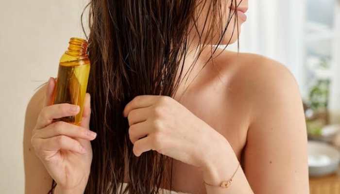 Best Hair Oils to Buy During Myntra End of Reason Sale Best Hair Oils to Buy During Myntra End of Reason Sale