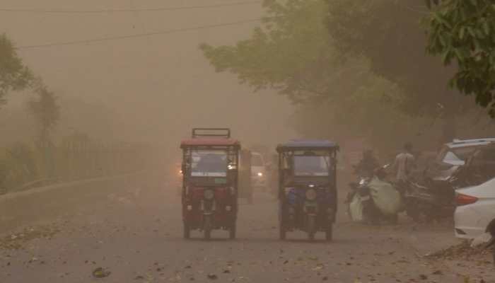 Delhi NCR Weather Update: Sudden Dust Storms And Thunderstorms Bring Rainfall To The Capital