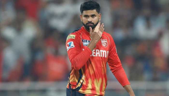 Shreyas Iyer Found Guilty Of Breaching IPL Code Of Conduct After PBKS vs MI IPL 2025 Qualifier 2 Game Shreyas Iyer Found Guilty Of Breaching IPL Code Of Conduct After PBKS vs MI IPL 2025 Qualifier 2 Game