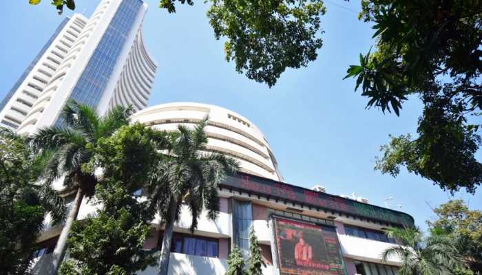 Markets Bounce Back After Early Slump, End Slightly Lower Markets Bounce Back After Early Slump, End Slightly Lower