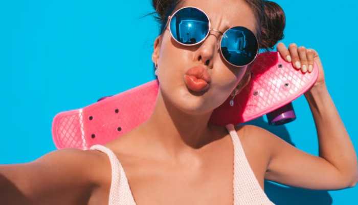 Sunset Eyes And Dewy Skin: Summer-Inspired Makeup Looks For Every Occasion Sunset Eyes And Dewy Skin: Summer-Inspired Makeup Looks For Every Occasion
