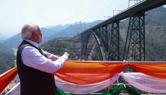 How PM Modi Cooked Whole Of Pakistan With Just Single Photo - Details