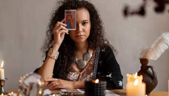 Weekly Tarot Reading For June 9- 15: Check Your TIP For The Coming Week