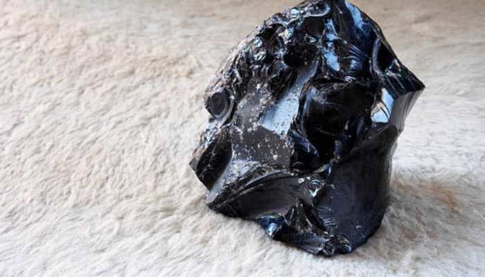 Black Obsidian: The Potent Energy Of This Stone May Bring Suppressed Emotions- Check Pros And Cons