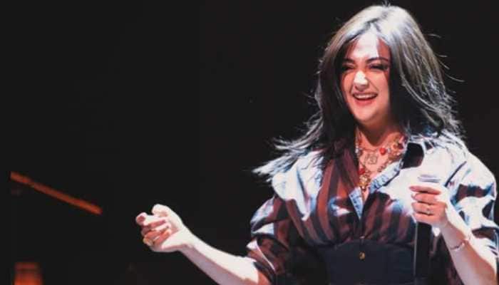 Monali Thakur Rocked At The US Tour! Have A Look 