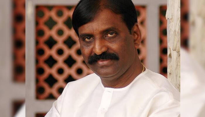 Vairamuthu Slams Tamil Film Industry For Using His Song Lyrics As Film Titles Without Permission