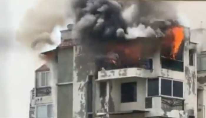 Delhi's Shabad Apartment Fire Kills Three, Including Two Kids, In Tragic Blaze, Fire Tenders Rushed | Video
