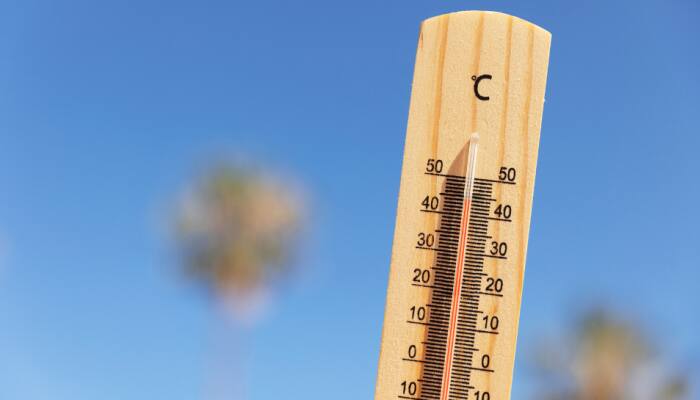 Kashmir Reels Under Rare Heat Wave: Temperatures Soar 5°C Above Normal