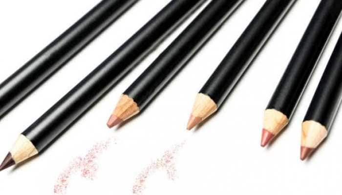 Define Your Lips with the Best Lip Liners from Myntra’s End of Reason Sale