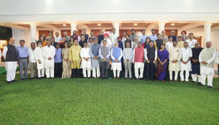 PM Meets Shashi Tharoor, Manish Tewari &amp; Other Op Sindoor Delegates, Says 'Proud Of Their Work'