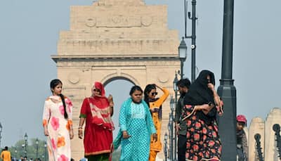 Delhi-NCR On Red Alert: 45°C Heatwave Triggers Health Emergency, Doctors Share Vital Safety Tips