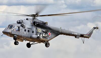 Air Force Apache Helicopter M17 Makes Emergency Landing In J&K's Pathankot | VIDEO