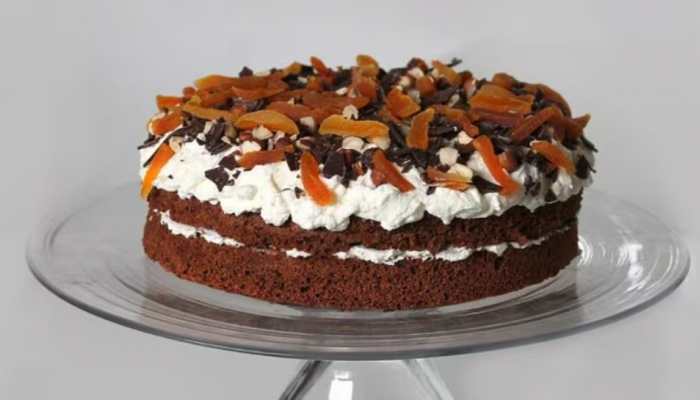 This Rs 5 Lakh Father’s Day Cake Has People Asking: ‘Is It Baked In Gold Or Diamond?’
