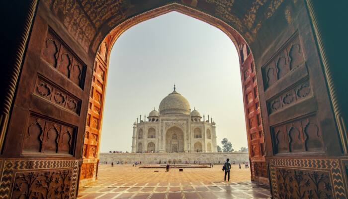 What’s Hidden In 22 Locked Rooms Of The Taj Mahal