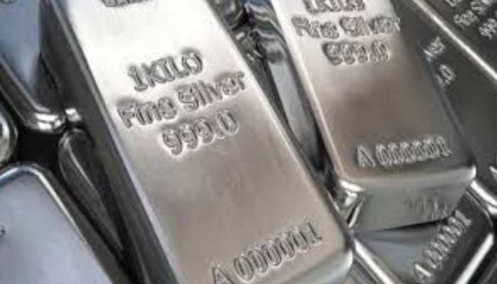 Silver Hits Fresh All-Time High On MCX Amid Geopolitical Tensions Silver Hits Fresh All-Time High On MCX Amid Geopolitical Tensions