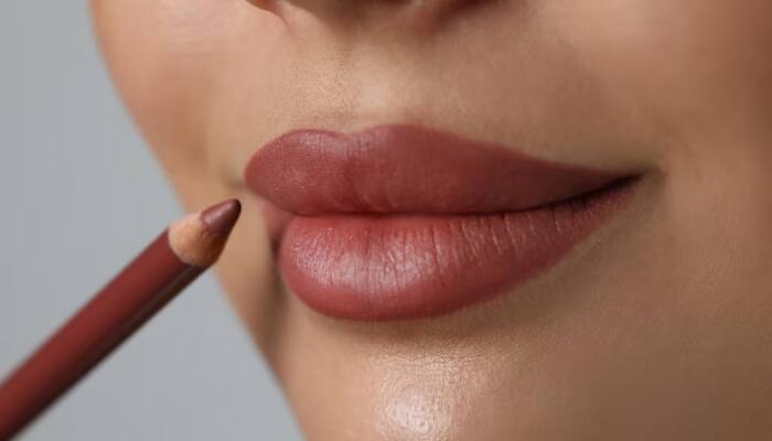 4 Amazing Lip Liners Under ₹300 That Shape, Define &amp; Stay All Day!