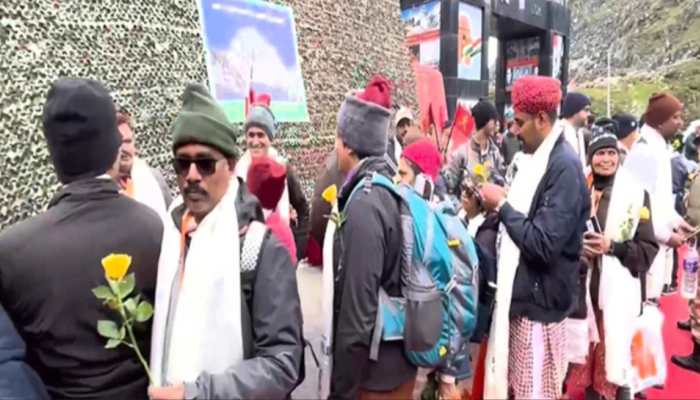 Kailash Mansarovar Yatra Resumes After 5-Year Hiatus Through Sikkim's Nathula Pass Kailash Mansarovar Yatra Resumes After 5-Year Hiatus Through Sikkim's Nathula Pass