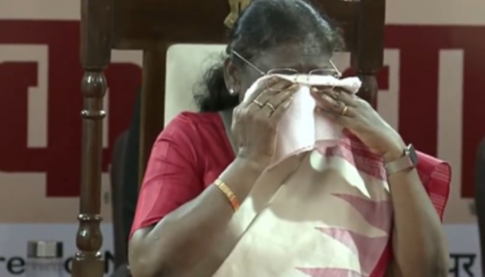 Emotional Moment For President Murmu As Visually-Impaired Children Sing For Her Birthday | WATCH Emotional Moment For President Murmu As Visually-Impaired Children Sing For Her Birthday | WATCH