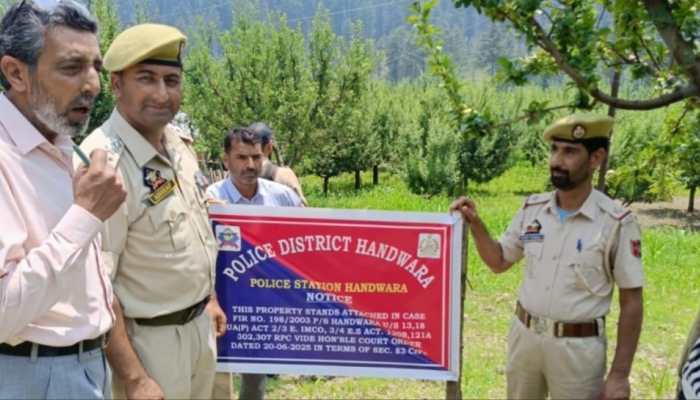 J&amp;K Police Attach Properties Of PoK Based Terrorist Handlers And Other Areas In Handwara Under UAPA