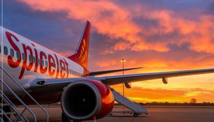 SpiceJet Asked To Pay Rs 25,000 To Senior Citizen For Issuing Wrong Ticket