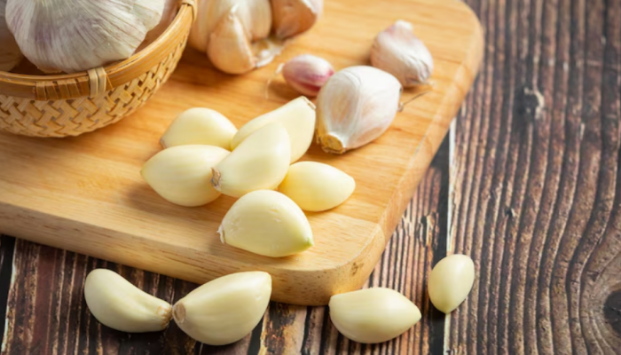 What Happens To Your Body When You Eat Garlic Daily For A Month? Results Will Surprise You! What Happens To Your Body When You Eat Garlic Daily For A Month? Results Will Surprise You!