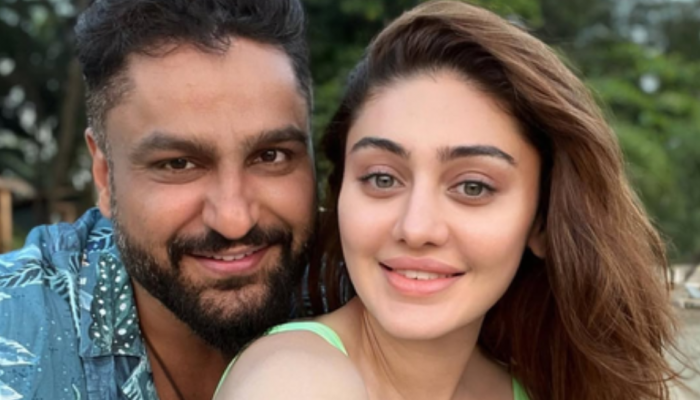 Shefali Jariwala’s Last Rites: Husband Parag Tyagi Performs Rituals With Tearful Eyes, Appeals For Privacy Shefali Jariwala’s Last Rites: Husband Parag Tyagi Performs Rituals With Tearful Eyes, Appeals For Privacy