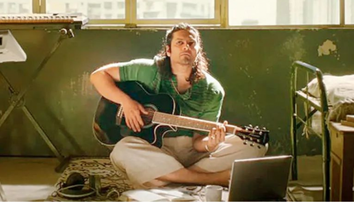 Metro... In Dino: Ali Fazal Shares Insight Into His Rigorous Prep In Anurag Basu's Film Metro... In Dino: Ali Fazal Shares Insight Into His Rigorous Prep In Anurag Basu's Film