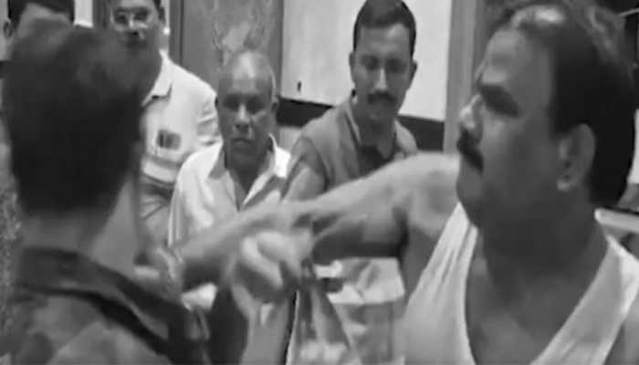 Shiv Sena MLA Sanjay Gaikwad Assaults Canteen Worker; Priyanka Chaturvedi Targets Maharashtra Govt Shiv Sena MLA Sanjay Gaikwad Assaults Canteen Worker; Priyanka Chaturvedi Targets Maharashtra Govt