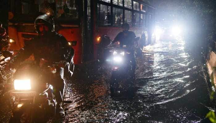 Heavy Rain Lashes Delhi, Causes Massive Traffic Jams; IGI Airport Issues Advisory