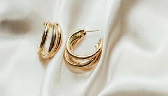 Timeless &amp; Trendy Women’s Hoop Earrings