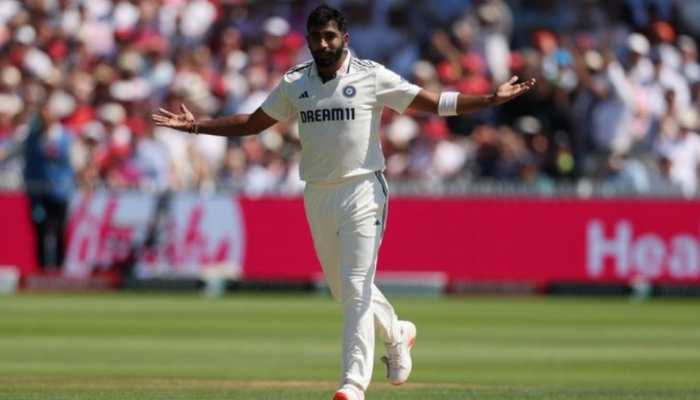 'Log Paise Kama Rahe Hai Mere Through': Jasprit Bumrah Gives A Befitting Reply To Critics After Day 2 At Lord's 'Log Paise Kama Rahe Hai Mere Through': Jasprit Bumrah Gives A Befitting Reply To Critics After Day 2 At Lord's