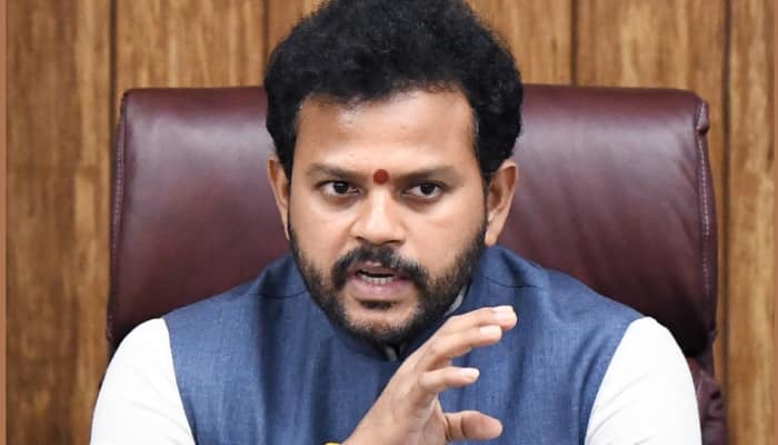 Aviation Minister Naidu On AI 171 Crash: 'Analysing Preliminary Report,' Hails Indian Pilots As Industry's Backbone