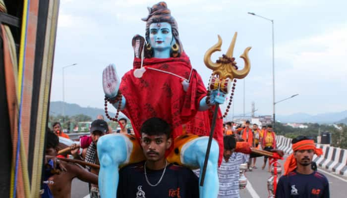 Kanwar Yatra: UP Govt Deploys Over 10,000 Women Police Personnel For Security Of Women Devotees